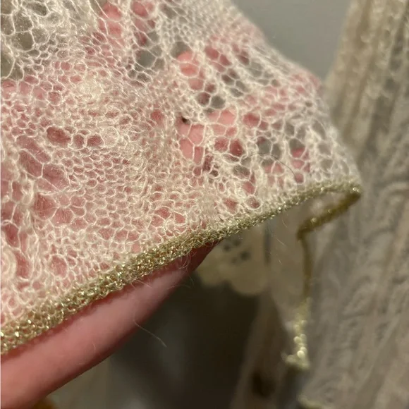 Ralph Lauren Lace Knit Scarf Ivory Mohair Blend Gold Metallic Ends Boho Romantic - Picture 6 of 10